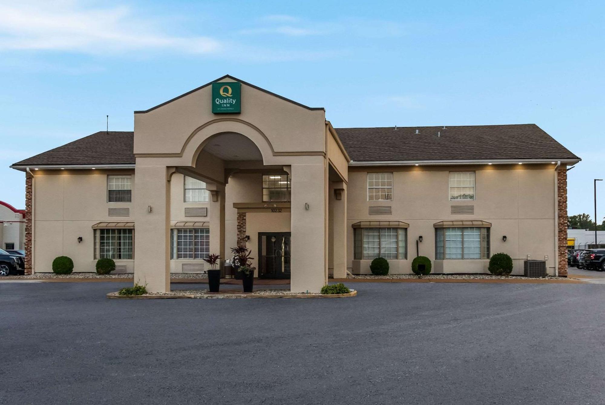 Quality Inn Airport Woodson Terrace Exterior foto